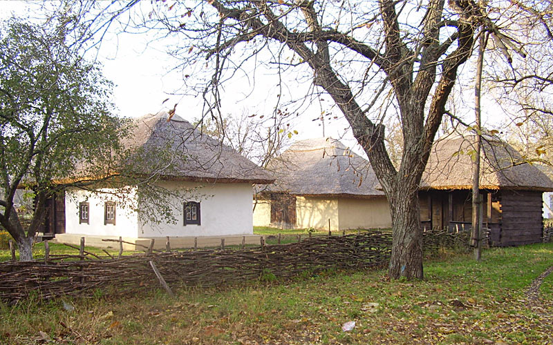 ������������ ����������� - ������������ ����� ����� �������� ������� ��������� | �������, ���������� �������, ��� �������, ����� ������ 45 | �������: 8 (05340) 51-4-73, �-mail: museum_skovoroda@mail.ru